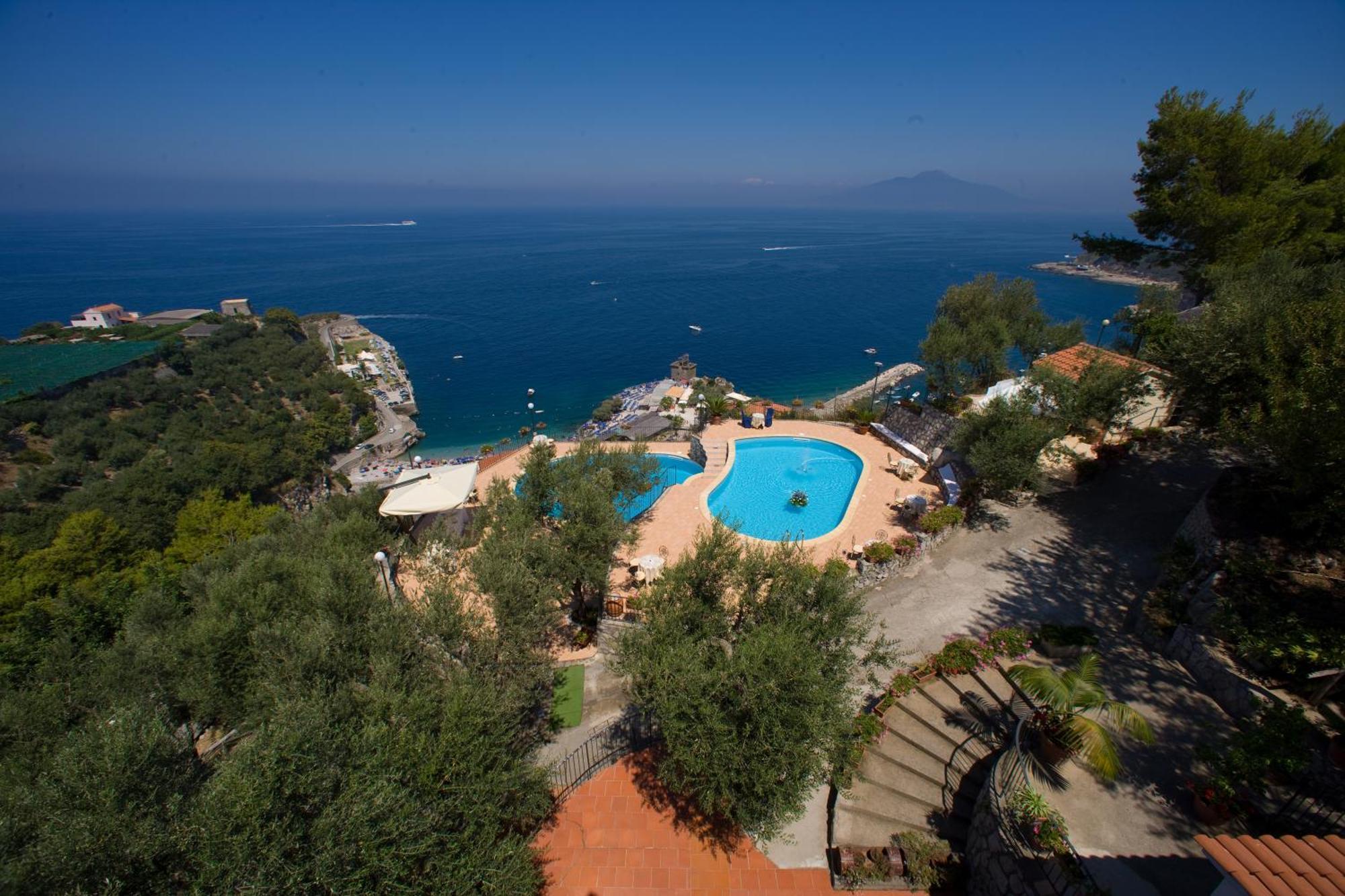 Villaggio Villa Lubrense マッサ・ルブレンセ エクステリア 写真