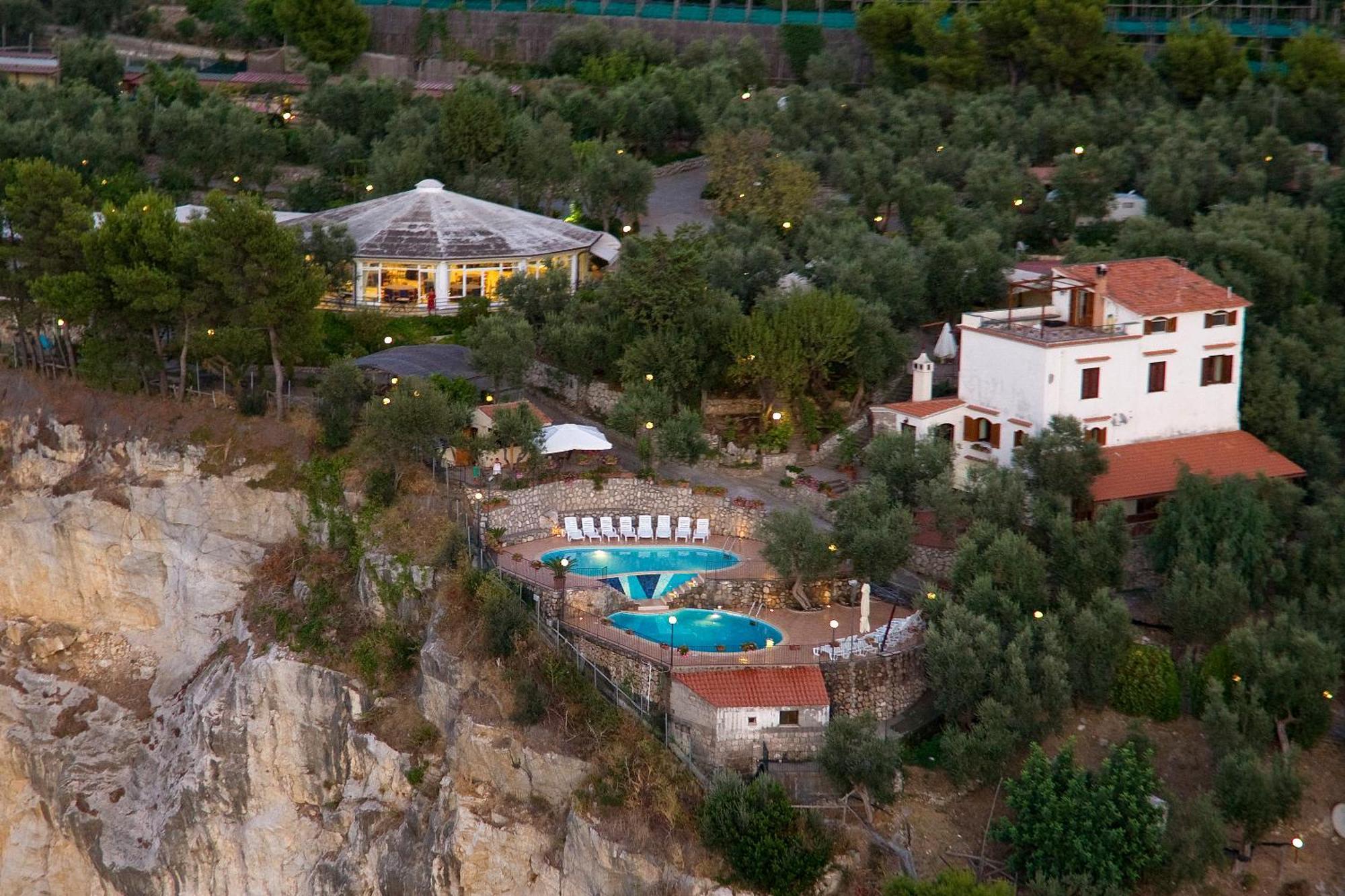 Villaggio Villa Lubrense マッサ・ルブレンセ エクステリア 写真