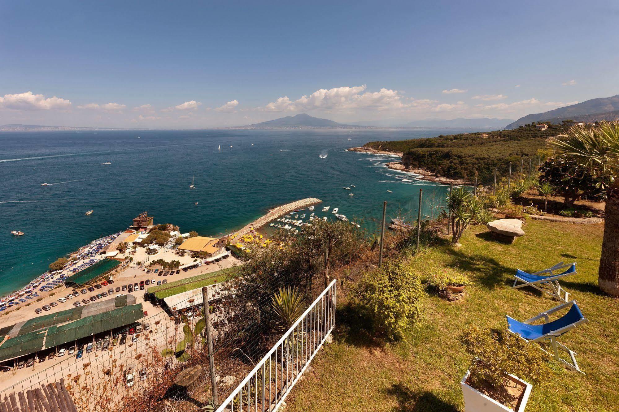 Villaggio Villa Lubrense マッサ・ルブレンセ エクステリア 写真